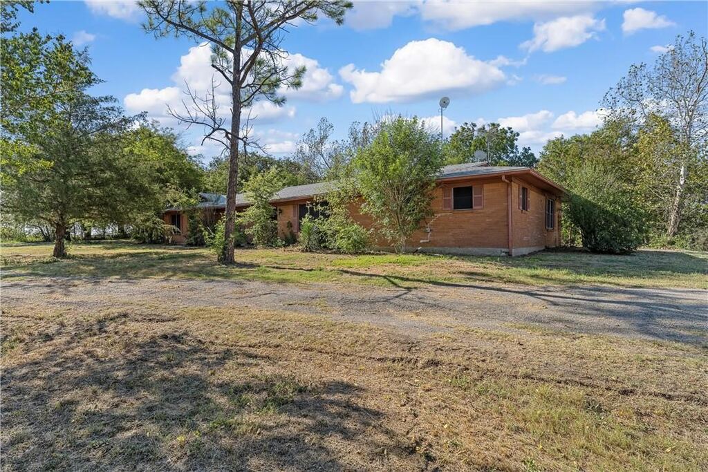 4961 State Highway 6, Riesel, TX 76682 — photo 1