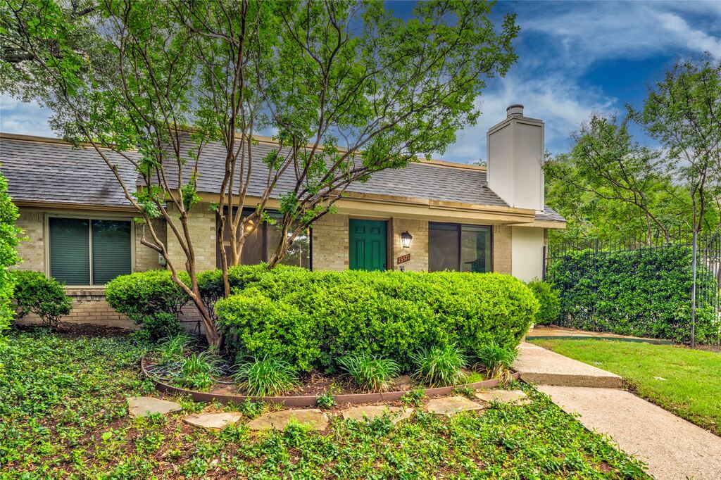 13571 Waterfall Way, Dallas, TX 75240 — photo 1