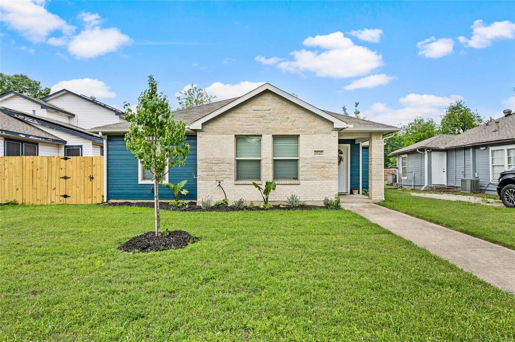 2522 Kingston Street, Dallas, TX 75211 — photo 1