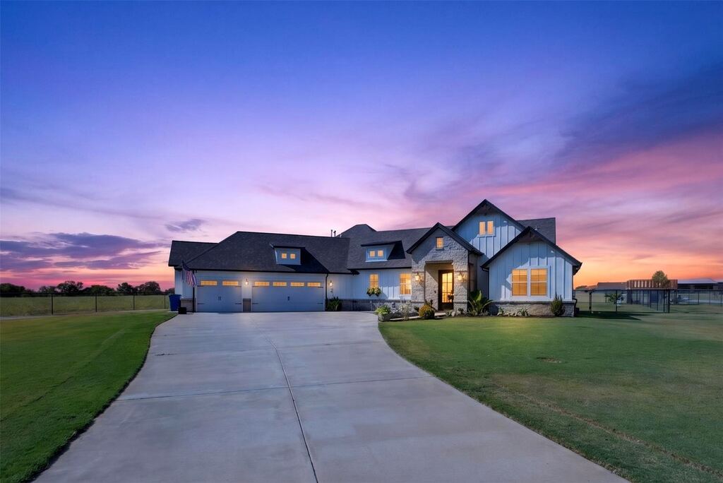 228 Chambers Creek Trail, Alvarado, TX 76009 — photo 1