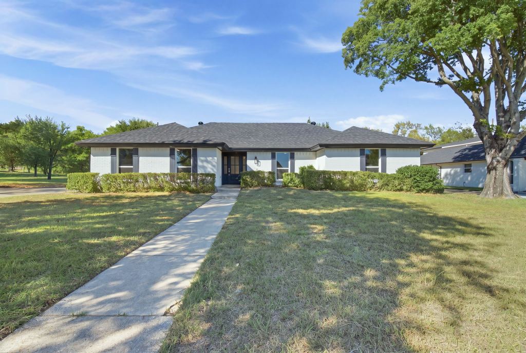 316 Oak Valley Drive, Colleyville, TX 76034 — photo 1