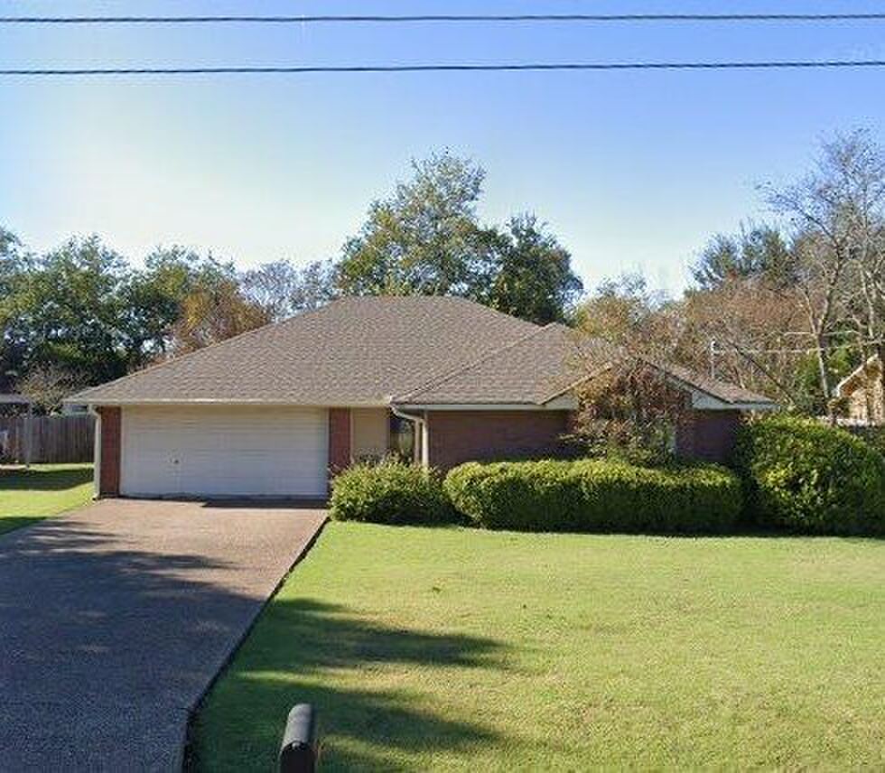 1114 Idlewood Drive, Waco, TX 76705 — photo 1