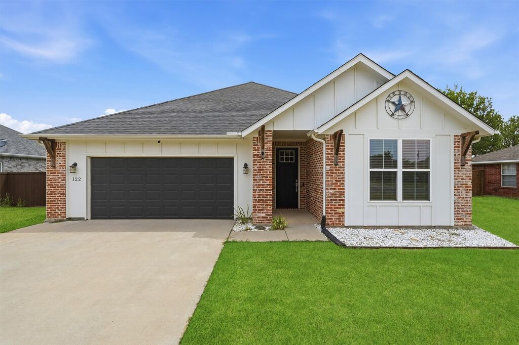 122 Alma Lane, Whitewright, TX 75491 — photo 1
