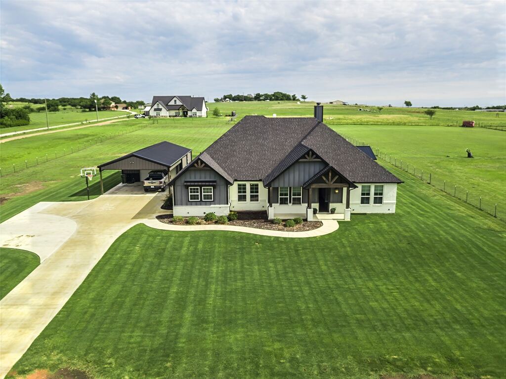 2433 Old Denton Highway, Decatur, TX 76234 — photo 1
