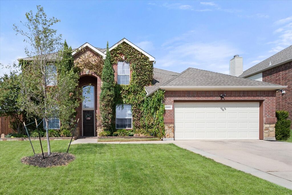 13801 Hunter Jake Drive, Fort Worth, TX 76052 — photo 1