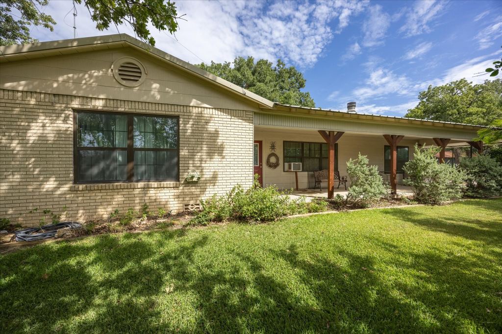 10202 S US Highway 377, Dublin, TX 76446 — photo 1