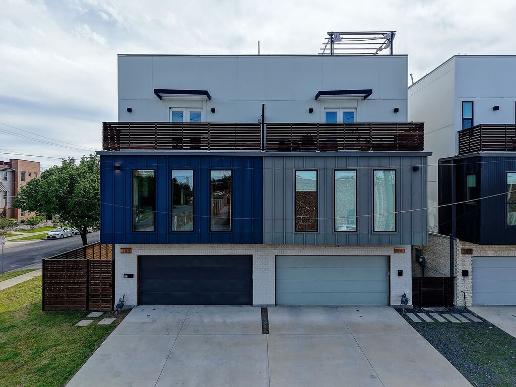 183 S Prairie Avenue, Dallas, TX 75226 — photo 1