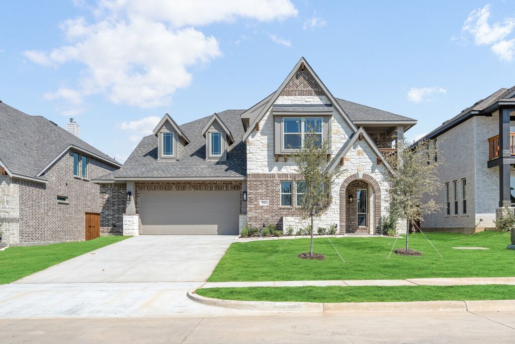 816 Condor Street, Joshua, TX 76058 — photo 1