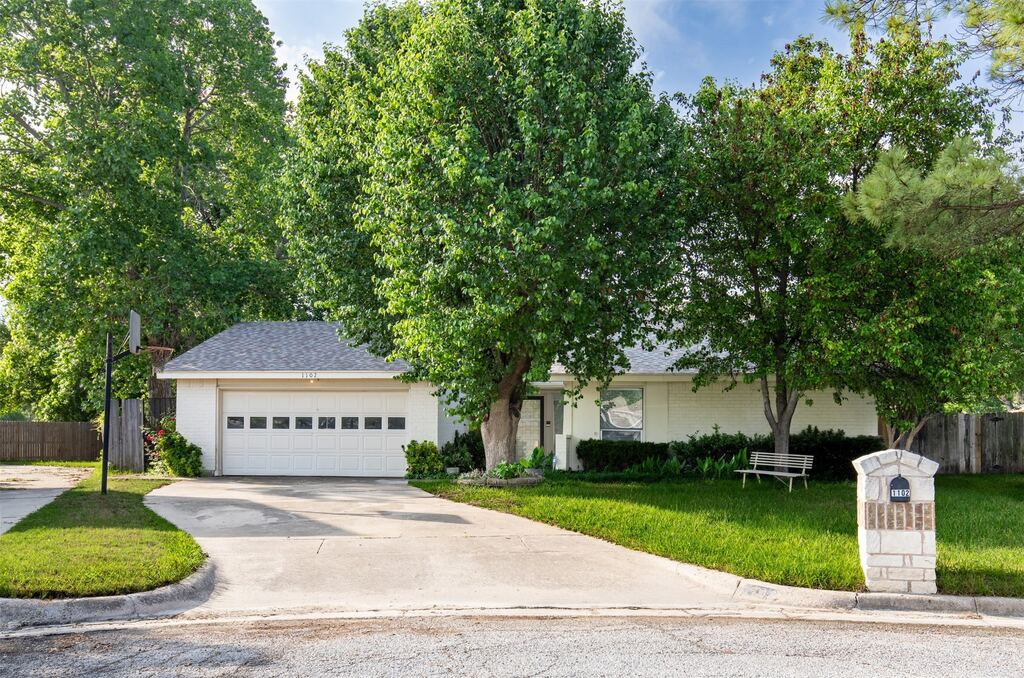 1102 St Croix Court