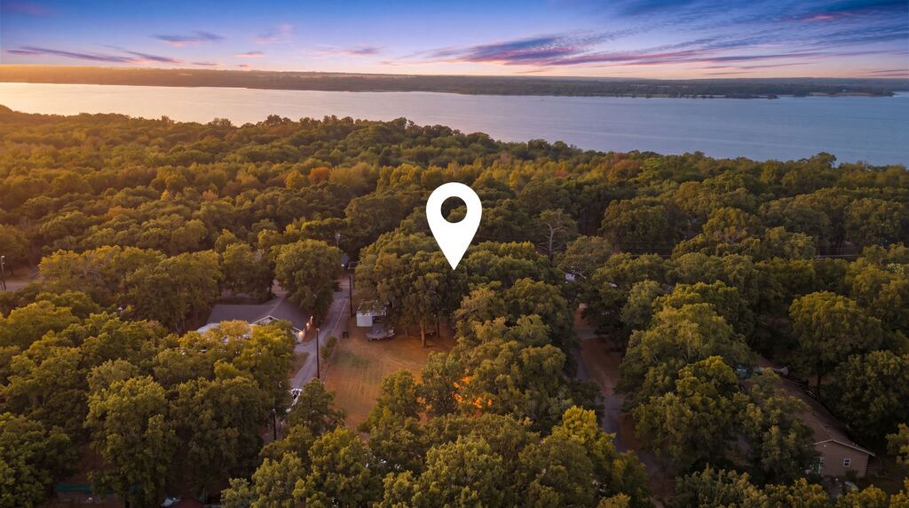 2225 Hillcrest Circle, Gordonville, TX 76245 — photo 1