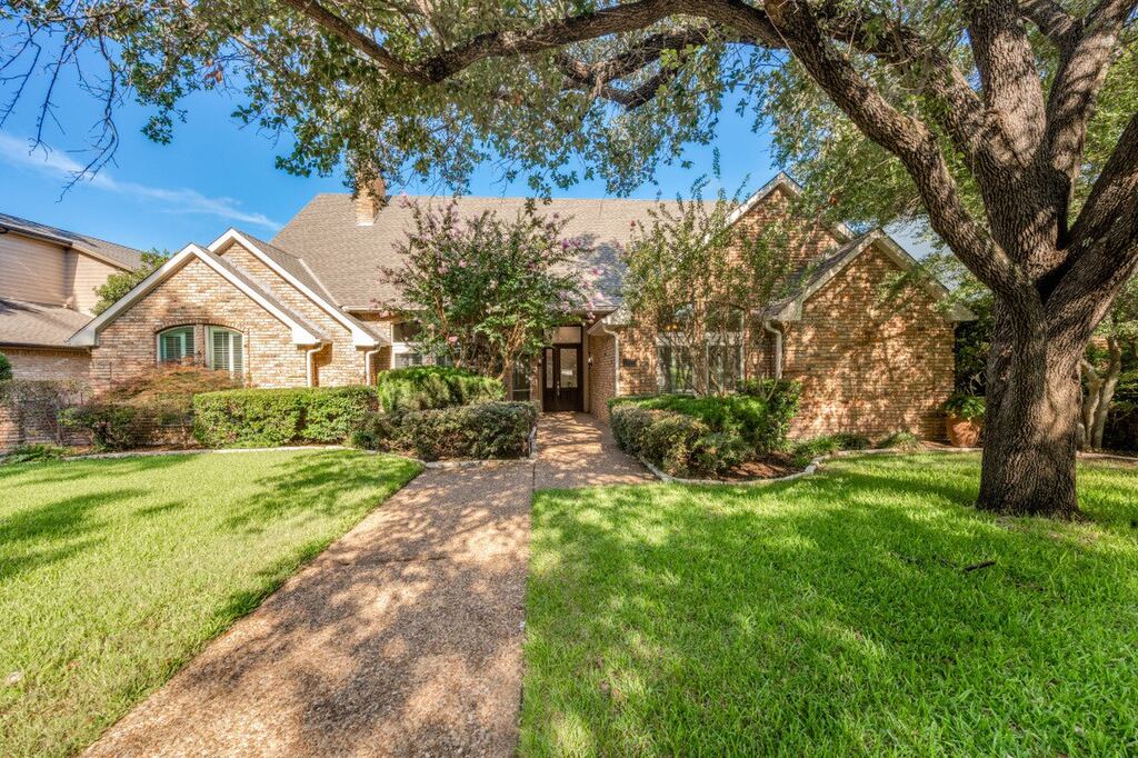 17819 Lost View Road, Dallas, TX 75252 — photo 1