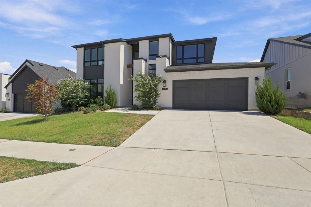7116 Accipiter Drive