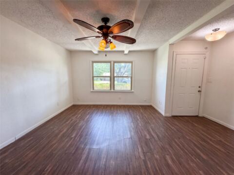 402 Childers Avenue, Benbrook, TX 76126 — photo 3