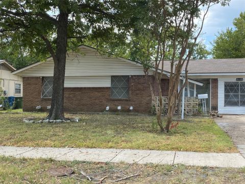 2119 Tecumseh Trace, Carrollton