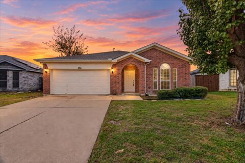1956 Canyon Ridge Street, Fort Worth
