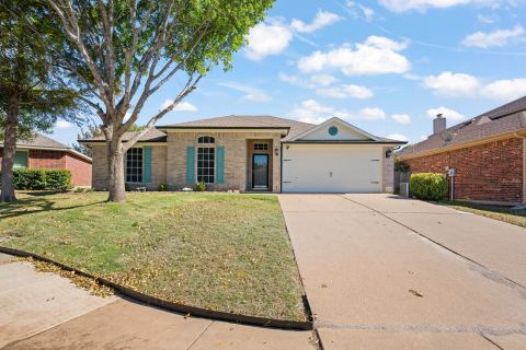 7103 Camp Creek Drive, Arlington
