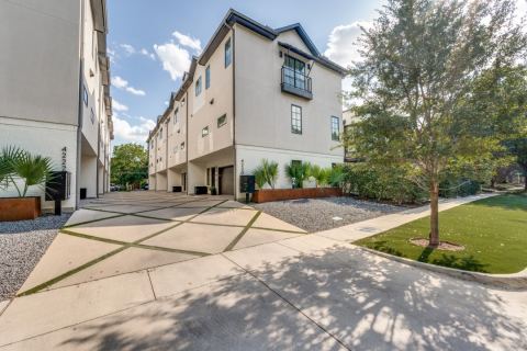 4220 Hawthorne Avenue 103, Dallas