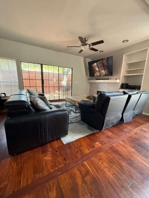 5100 Verde Valley Lane 137, Dallas