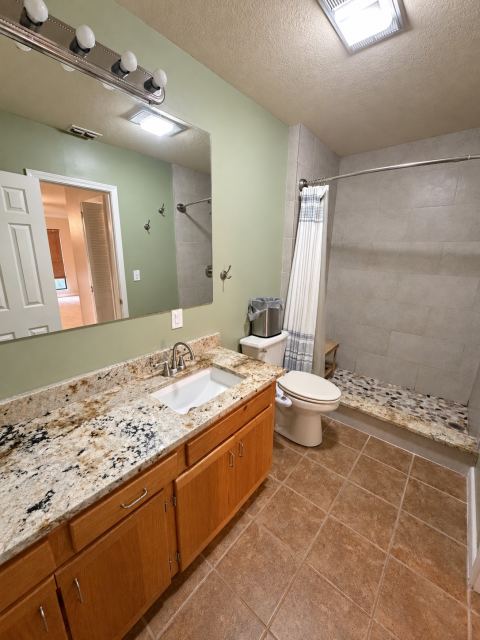 517 E Locust Street, Nocona, TX 76255 — photo 2