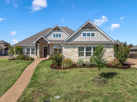 324 Stone Manor Drive, McGregor, TX 76657 — photo 2