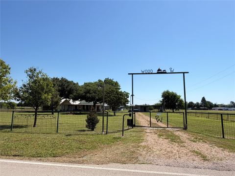 330 S Goode Road, Wilmer, TX 75172 — photo 3