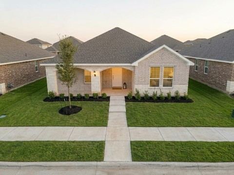1517 Grimmauld Place, Waxahachie