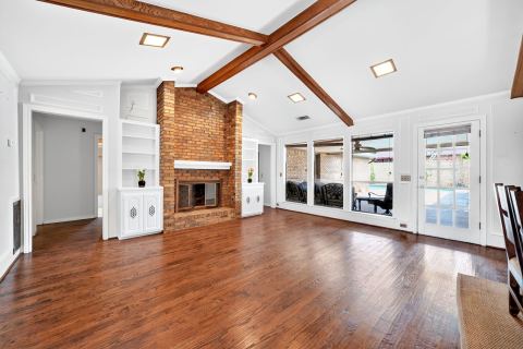 10130 Woodlake Drive, Dallas