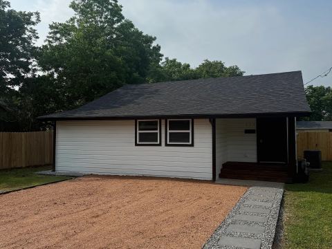 111 E San Antonio Avenue, Cooper
