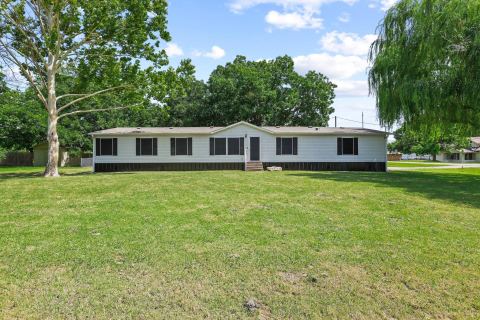 201 S Main Street, Dodd City, TX 75438 — photo 2