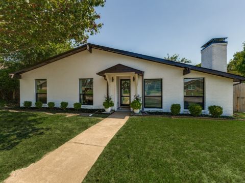 6716 Roundrock Road, Dallas