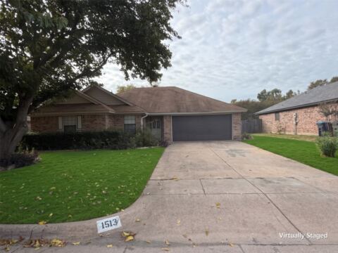 1513 Willow Vale Drive, Fort Worth, TX 76134 — photo 3