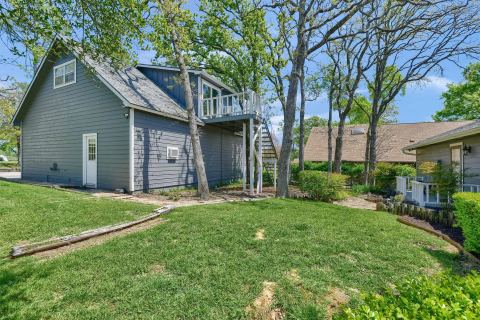 1214 Kiowa Drive E, Lake Kiowa, TX 76240 — photo 2