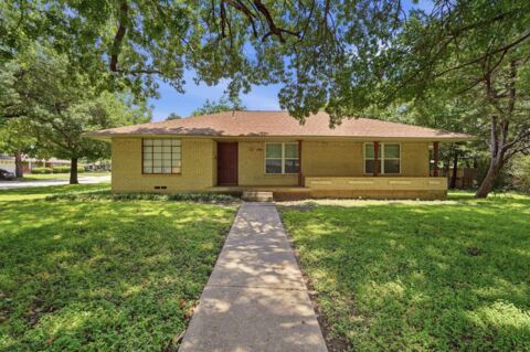 2806 E Atoll Drive, Dallas