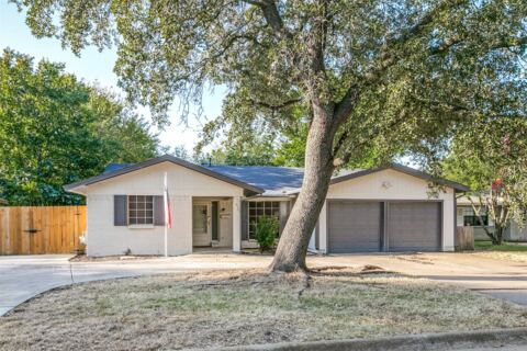 4701 Highgrove Drive, Fort Worth