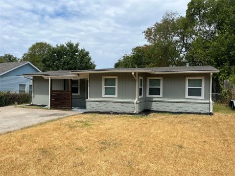 2213 Winthrop Drive, Dallas