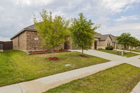 1210 Grand View Drive, Ennis, TX 75119 — photo 3