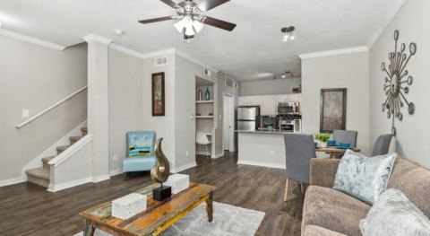 6201 Chapel Hill Boulevard 1413, Plano