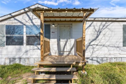 1615 Crockett Street, Bellmead, TX 76705 — photo 2