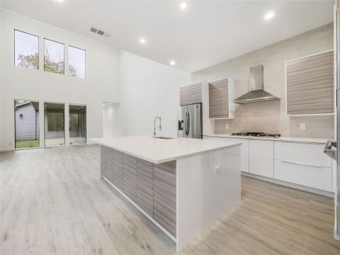 2326 Vagas Avenue, Dallas