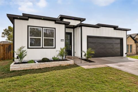 601 Melody Circle, Kaufman