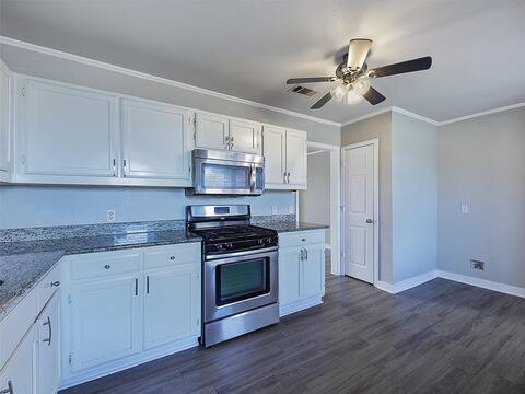707 Doris Lane, Gunter, TX 75058 — photo 2