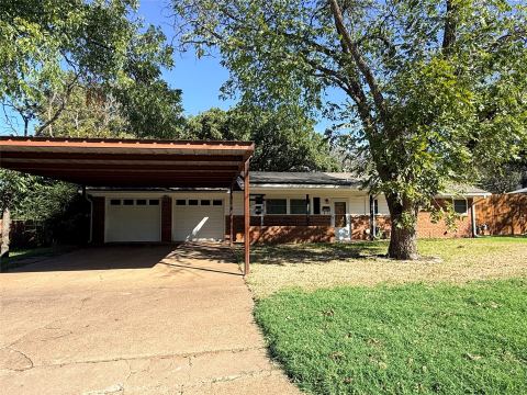 1405 Thompson Drive, Graham, TX 76450 — photo 3