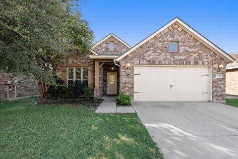 517 Goldstone Lane, Fort Worth