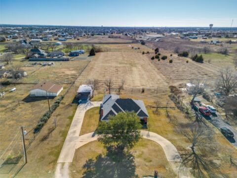 3722 Carrie Lane, St Paul