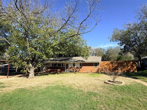 1405 Thompson Drive, Graham