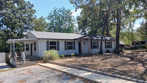 630 CEDARCREST Drive, Tool, TX 75143 — photo 2
