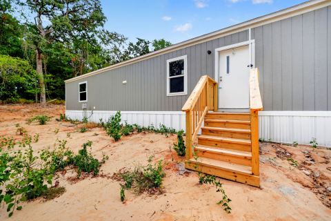 222 W Acres Road, Gun Barrel City