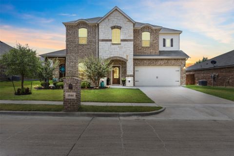 1544 Signature Drive, Weatherford