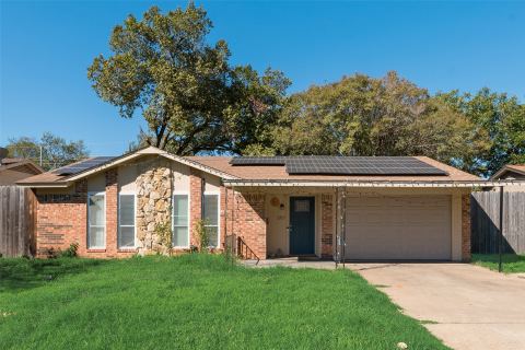 1717 Meadow Valley, Irving