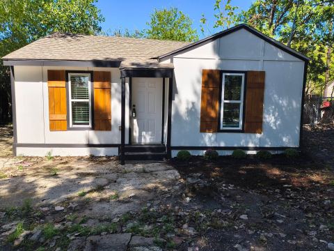 105 Short Street, Farmersville